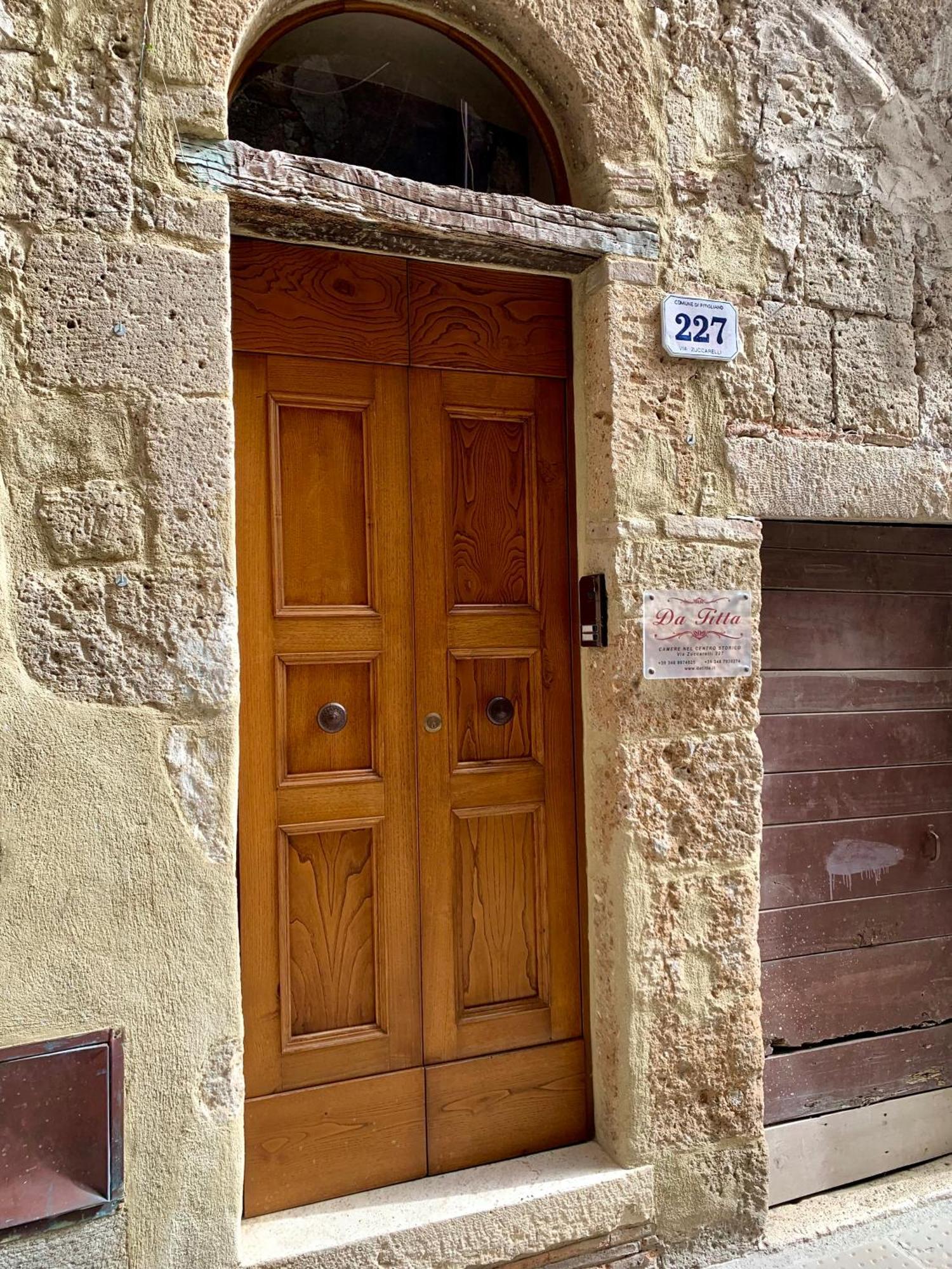 Da Titta Hotel Pitigliano Exterior photo